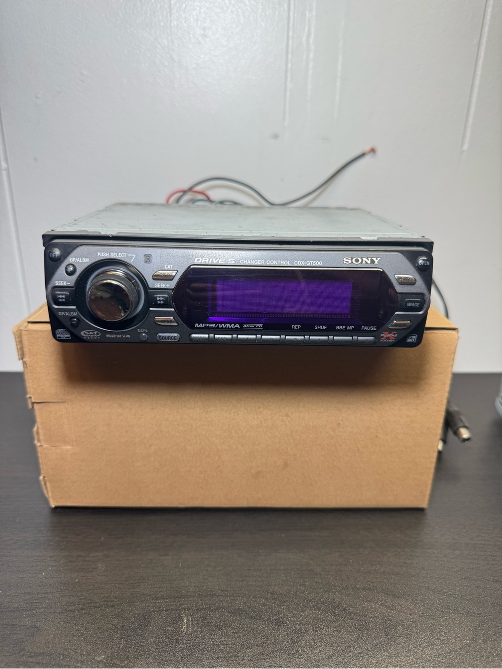 SONY CDX GT500 Car Stereo CD Player In Dash Receiver Fully Tested And Working - Picture 2 of 10